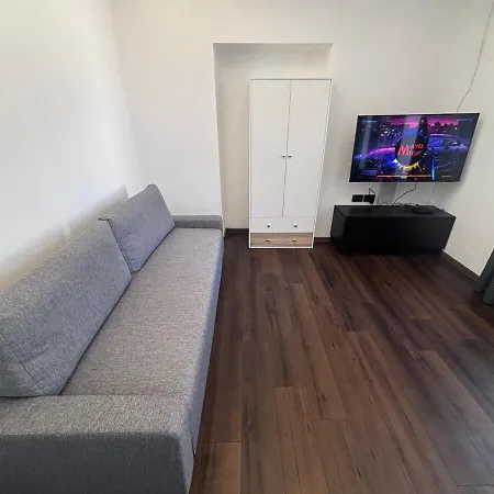 Modern Flat In Centre, Self Check-in, Free Parking