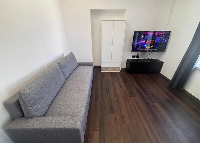 Modern Flat In Centre, Self Check-in, Free Parking